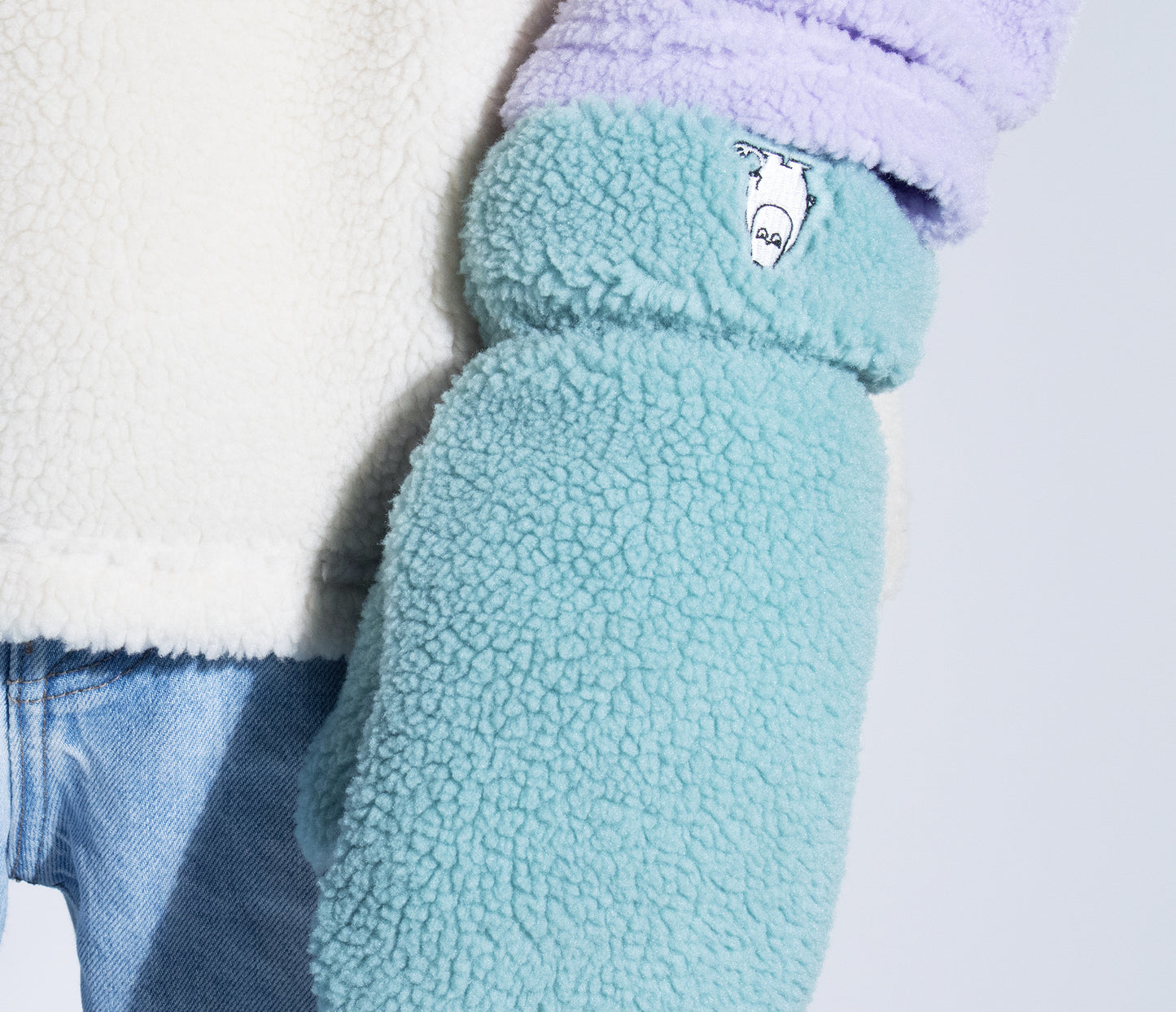 Moomin Fluffy Adult Mittens - Moomintroll Blue