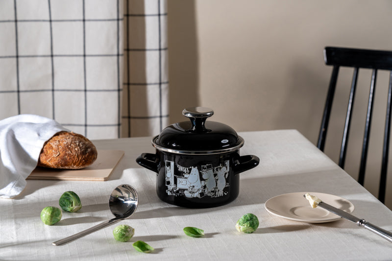 Moomin 1.5l Pot - In The Kitchen