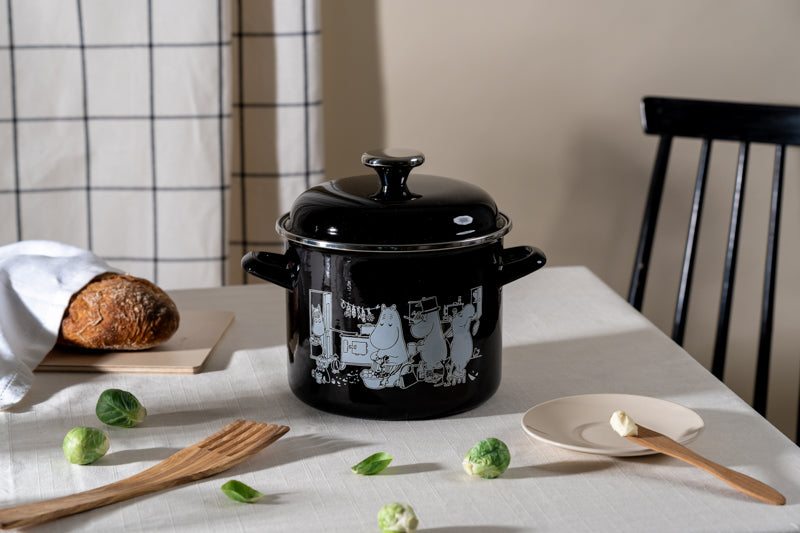 Moomin 3.5l Pot - In The Kitchen