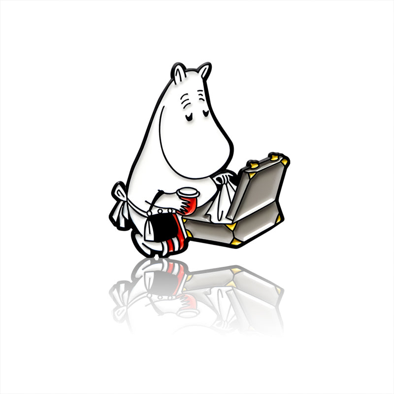 Moomin Enamel Pin Badge - Moominmamma Picnicking