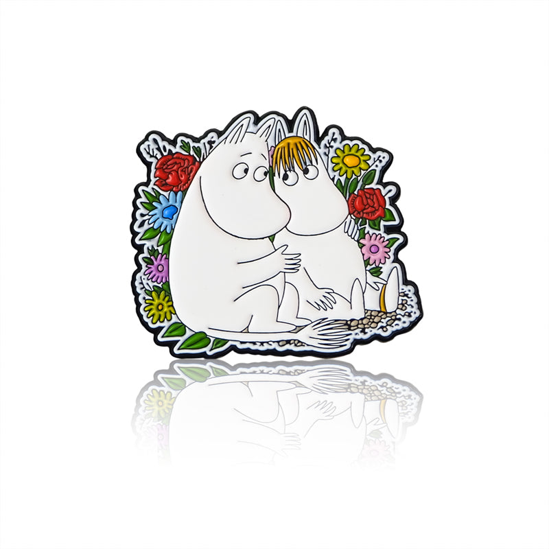 Moomin Enamel Pin Badge - Moomin and Snorkmaiden Flowers