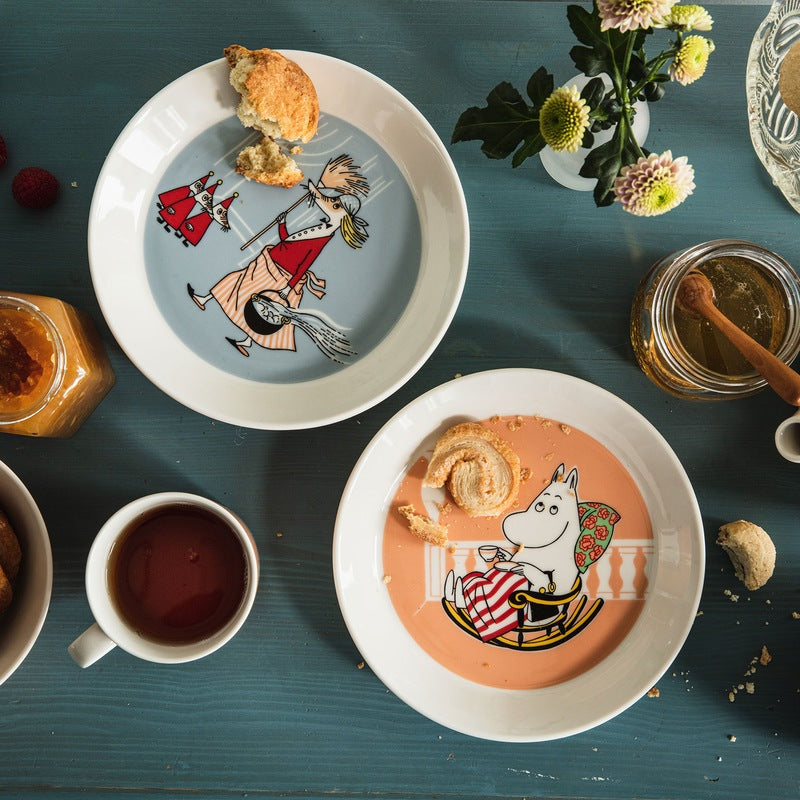 Moomin Plate – Fillyjonk Grey (2021-)