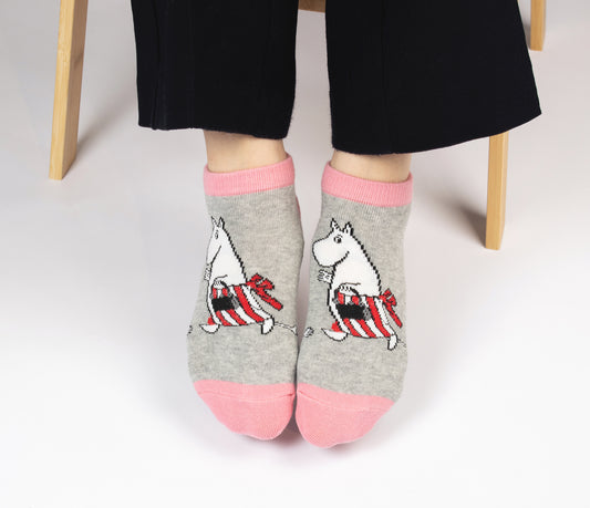 Moomin Ladies Ankle Socks - Moominmamma Waving