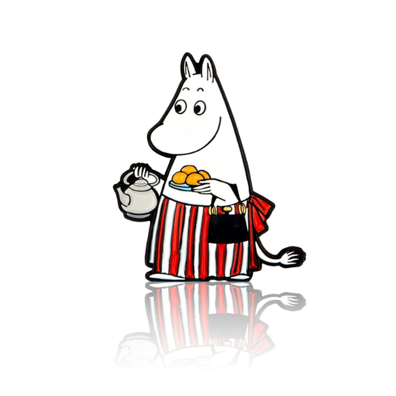 Moomin Enamel Pin Badge - Mamma with Cookies