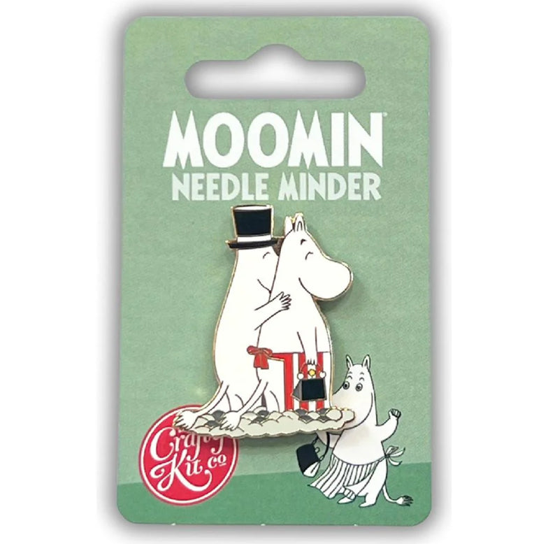 Needle Minder - Moominmamma And Moominpappa