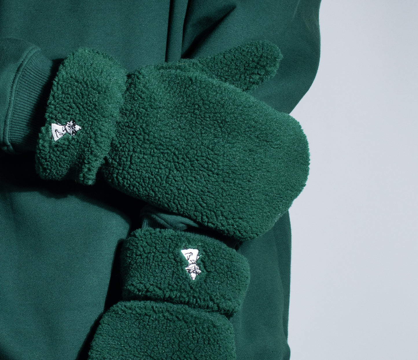 Moomin Fluffy Adult Mittens - Snufkin Green