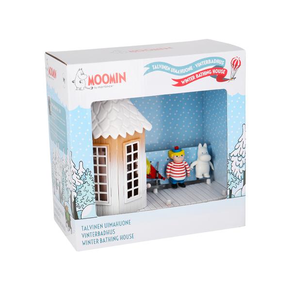 Frosty Bath House and 3 Figures